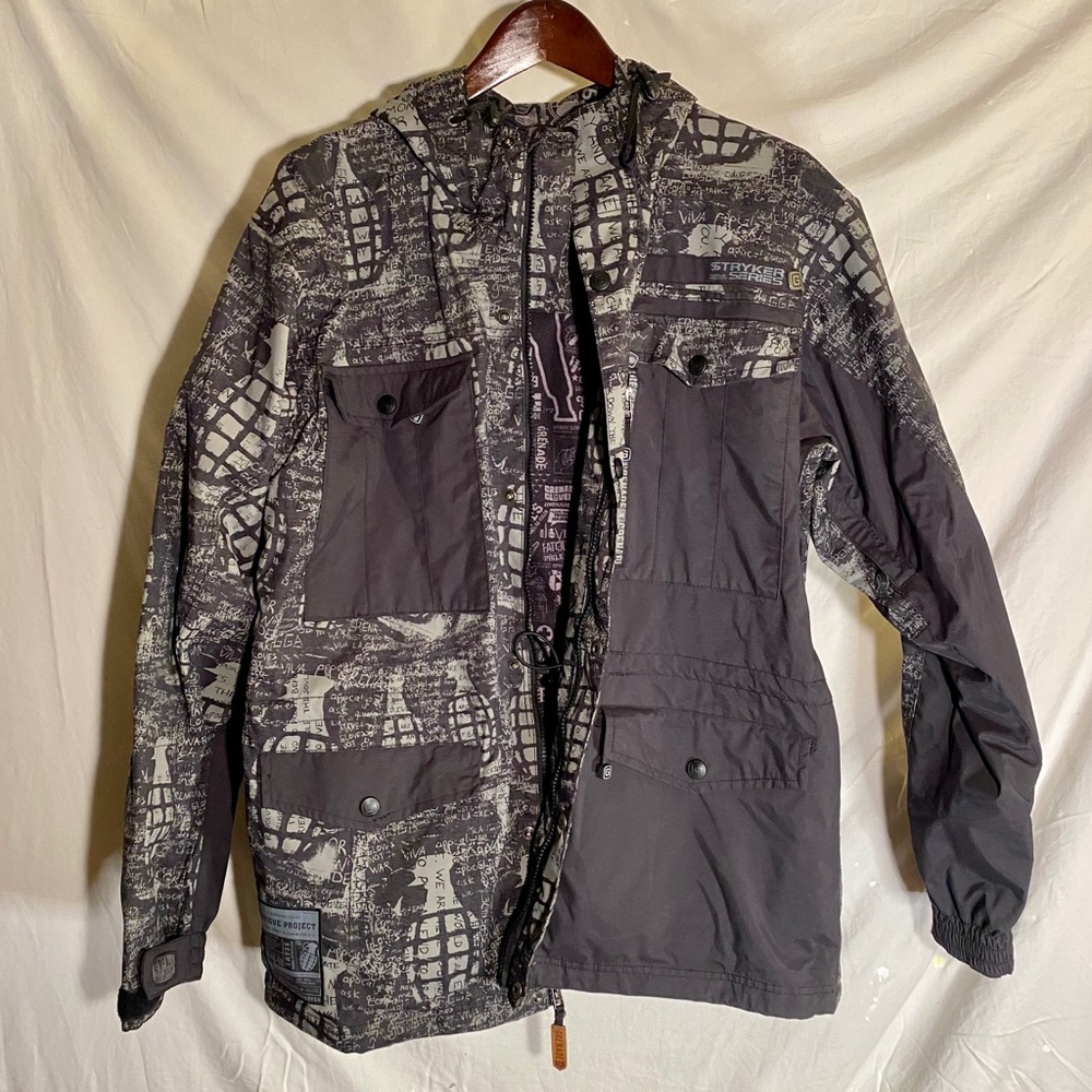 Grenade vintage men’s snowboarding winter jacket